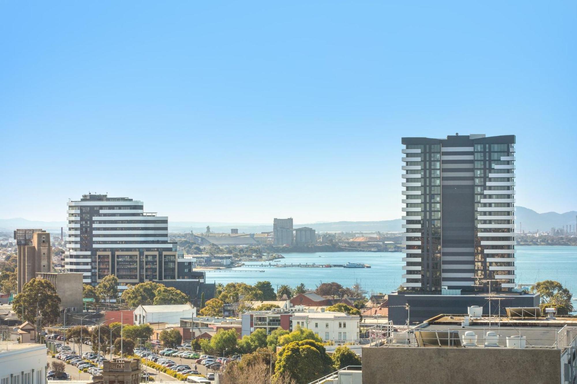 Holiday Inn & Suites Geelong By Ihg Exterior photo
